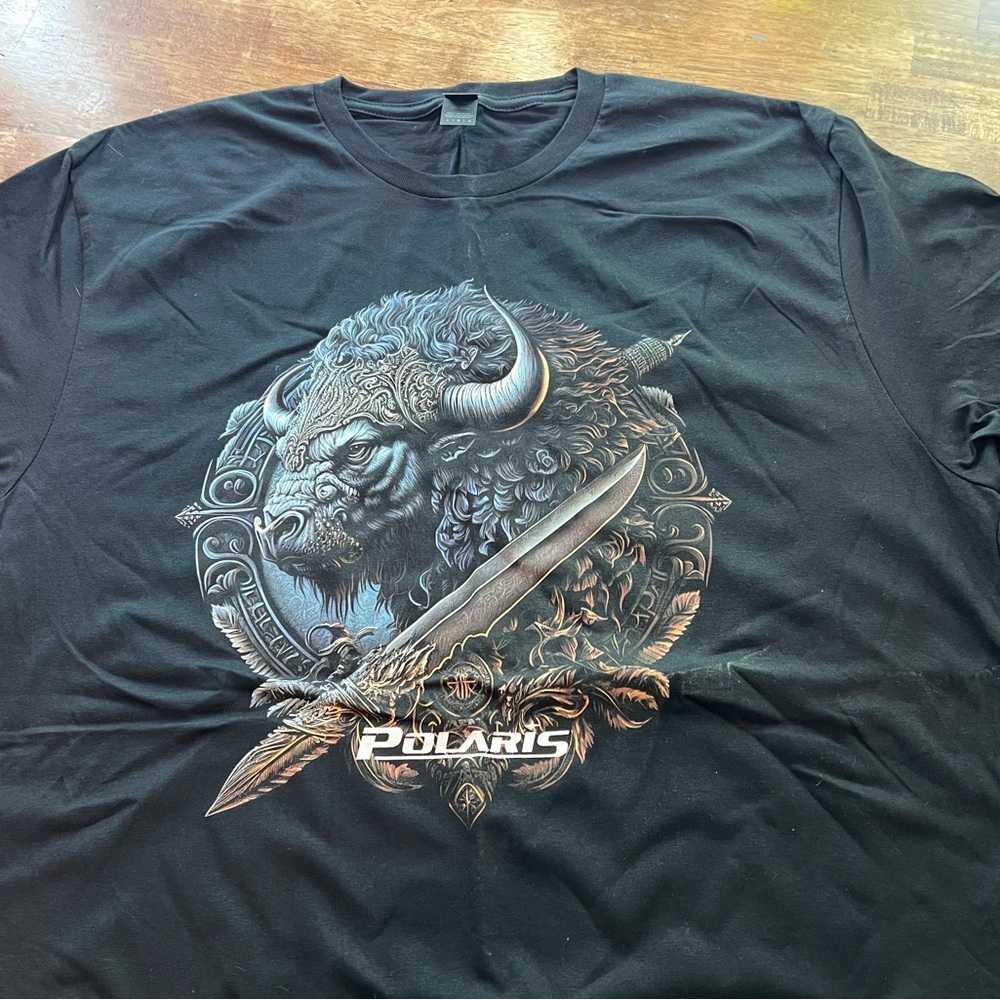 Gildan Black Short Sleeve Tee with Bison Graphic